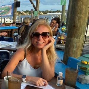 Meet your Posher, Sheila